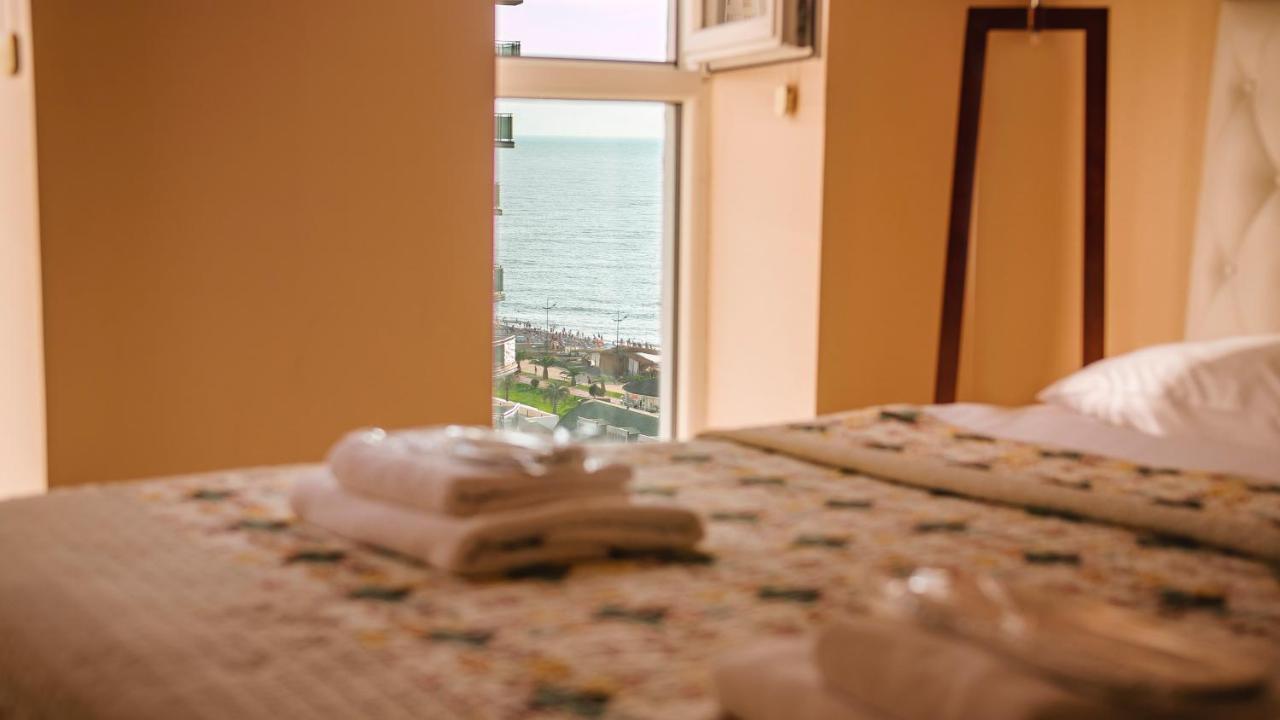 Apart Hotel Orbi Batumi Bagian luar foto