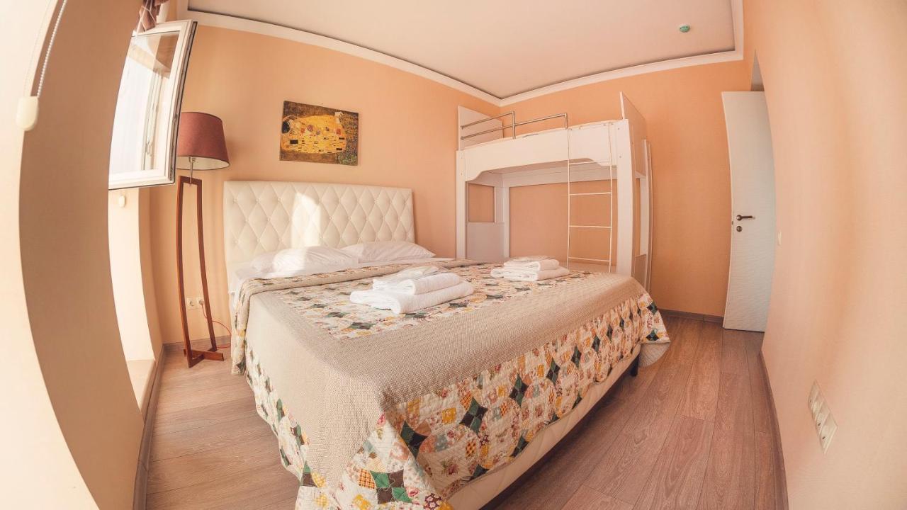 Apart Hotel Orbi Batumi Bagian luar foto