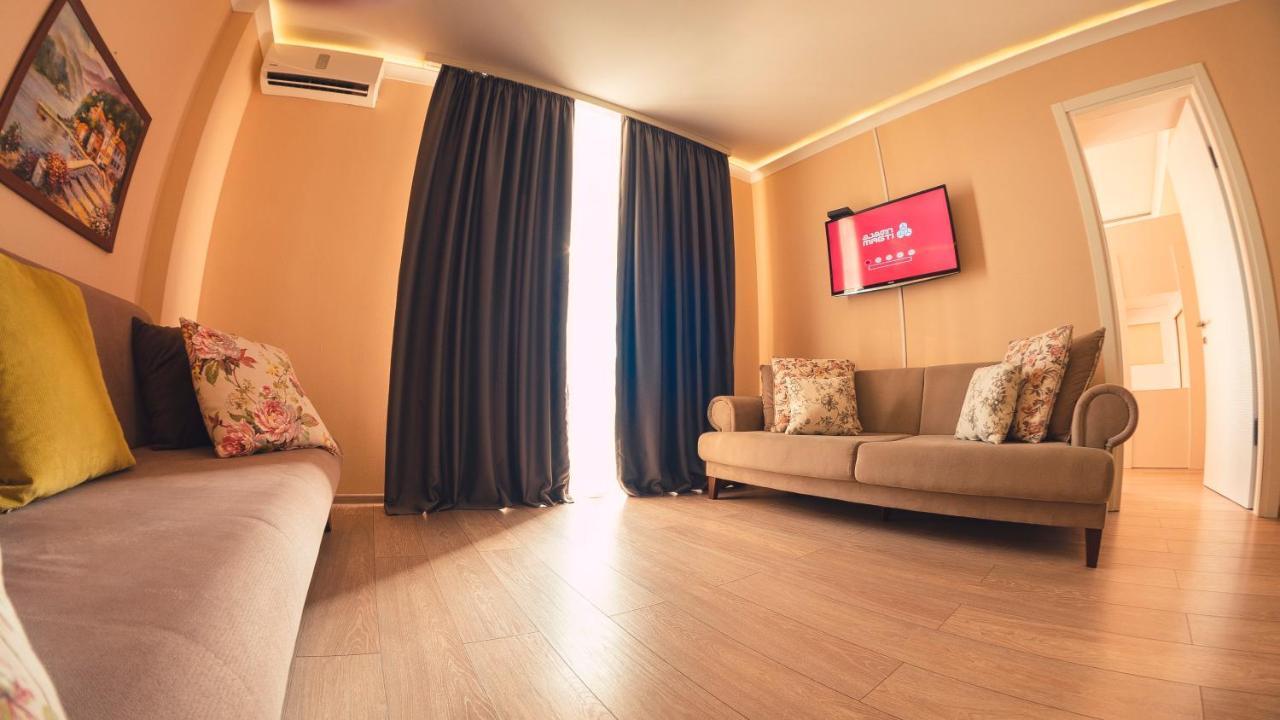 Apart Hotel Orbi Batumi Bagian luar foto