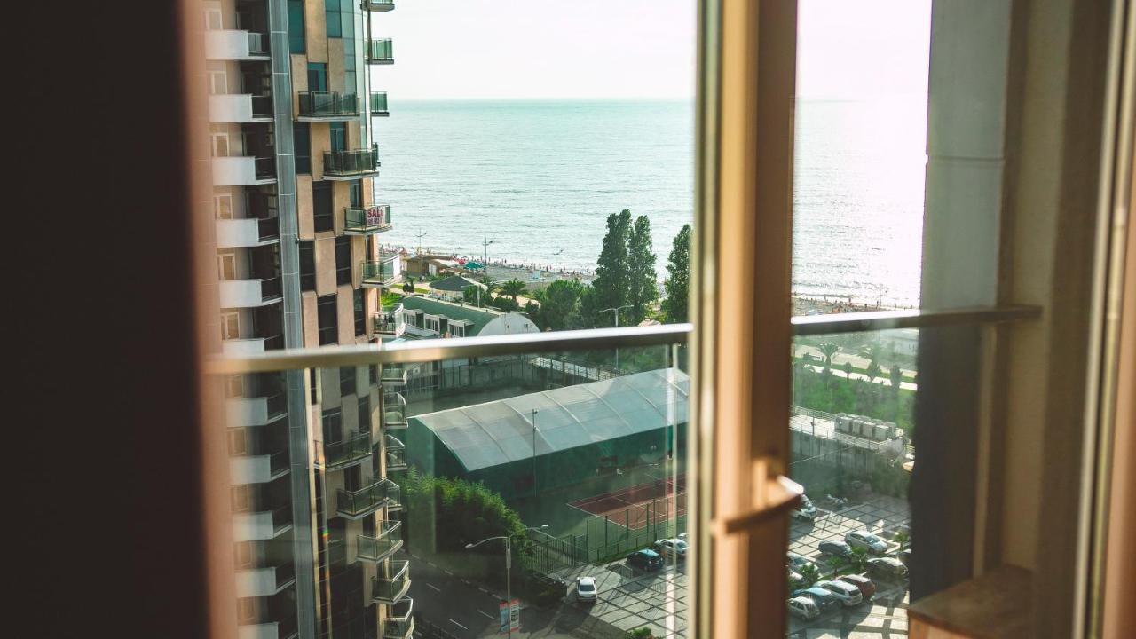 Apart Hotel Orbi Batumi Bagian luar foto