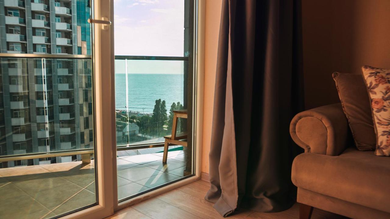 Apart Hotel Orbi Batumi Bagian luar foto