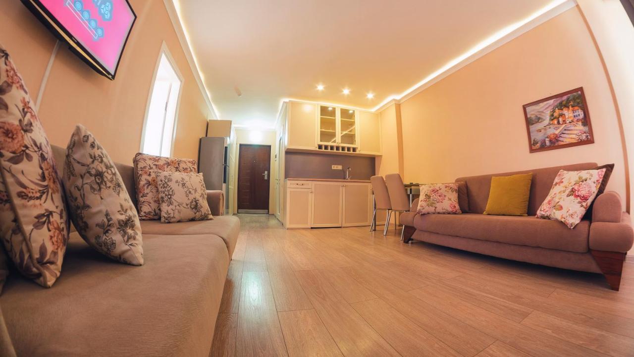 Apart Hotel Orbi Batumi Bagian luar foto